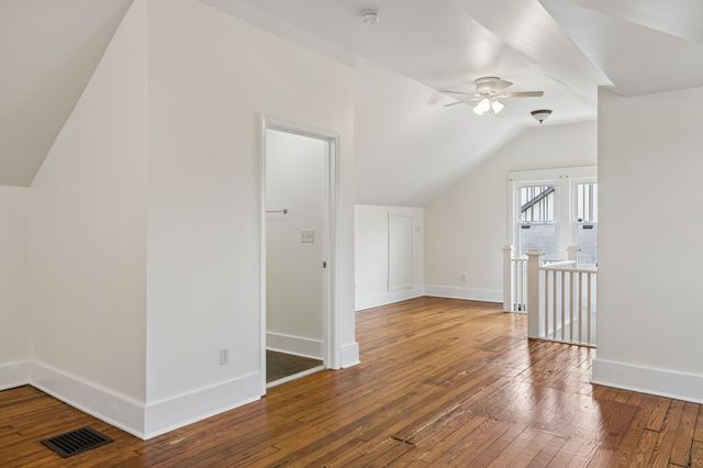 1712 Villa Pl, Nashville, TN 37212