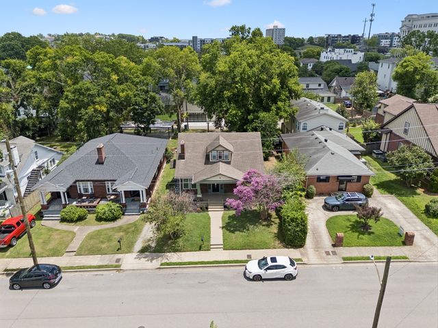 1712 Villa Pl, Nashville, TN 37212