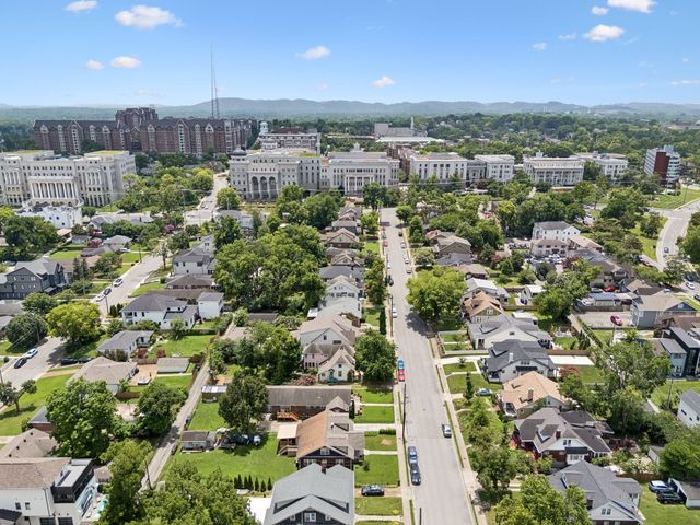 1712 Villa Pl, Nashville, TN 37212