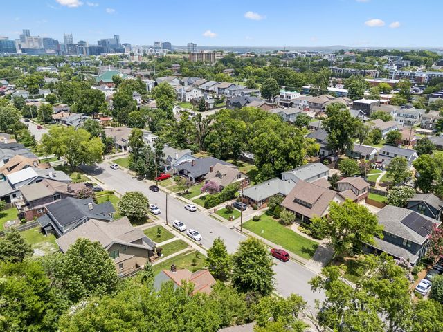 1712 Villa Pl, Nashville, TN 37212