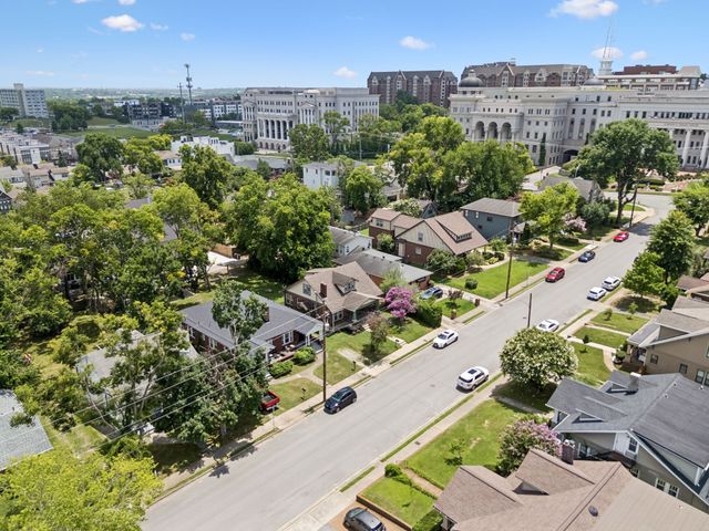 1712 Villa Pl, Nashville, TN 37212