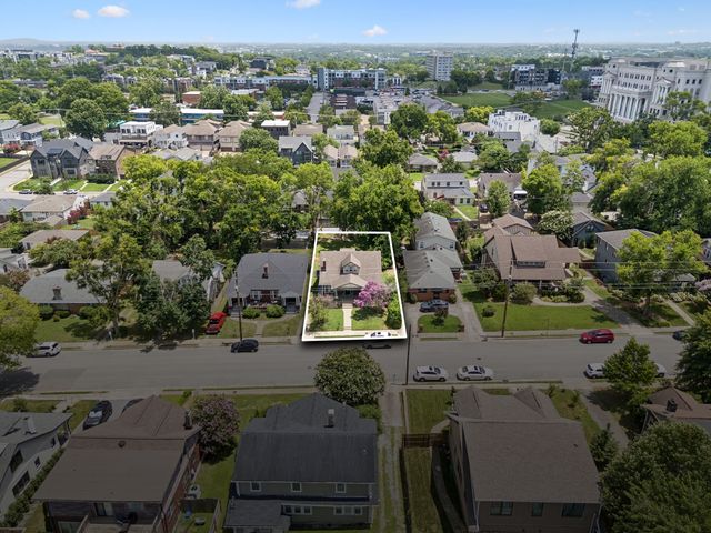 1712 Villa Pl, Nashville, TN 37212