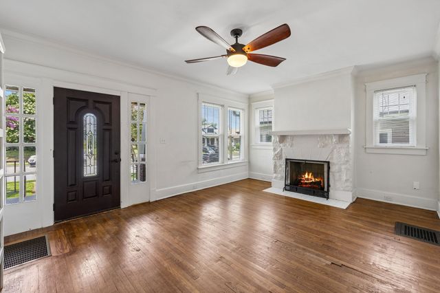 1712 Villa Pl, Nashville, TN 37212