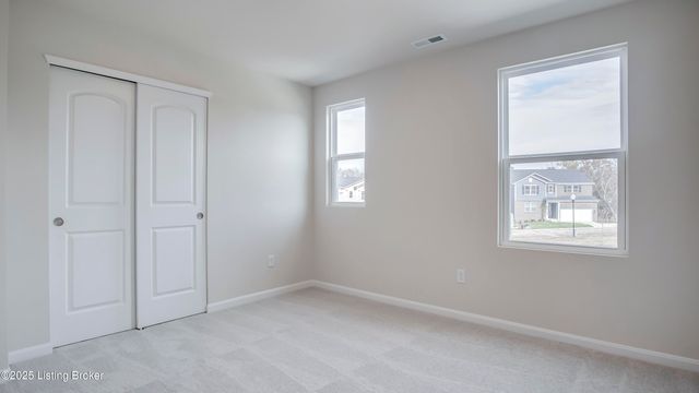 1850 Washington Blvd, Lyndon, KY 40242