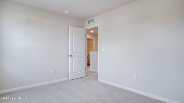 1850 Washington Blvd, Lyndon, KY 40242