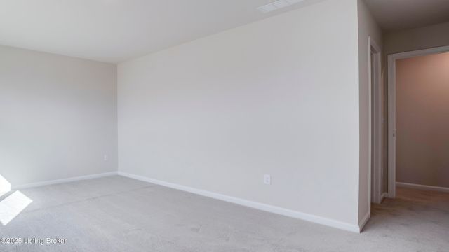 1850 Washington Blvd, Lyndon, KY 40242