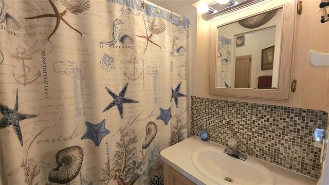3333 26TH AVENUE E 1023, Bradenton, FL 34208