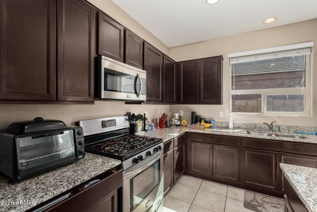 17193 W LISBON Lane, Surprise, AZ 85388