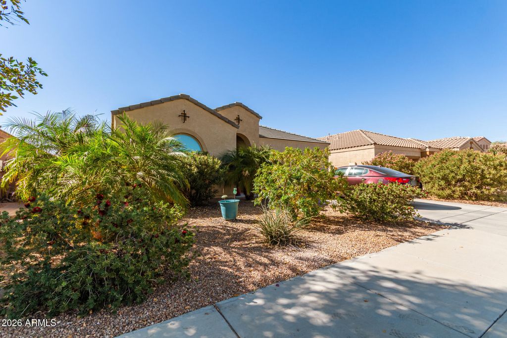 17193 W LISBON Lane, Surprise, AZ 85388