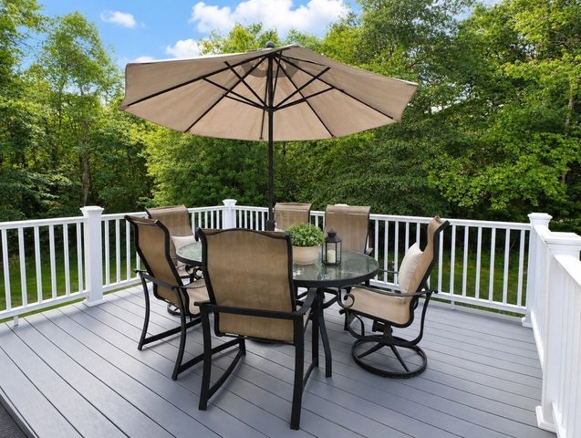 31 Nelson Way, Mansfield, MA 02048