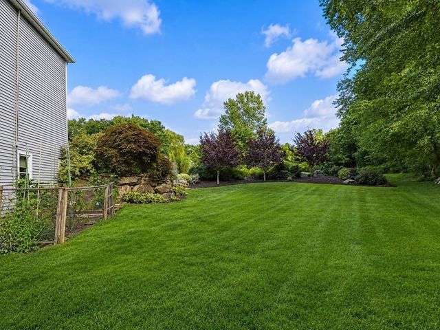 31 Nelson Way, Mansfield, MA 02048