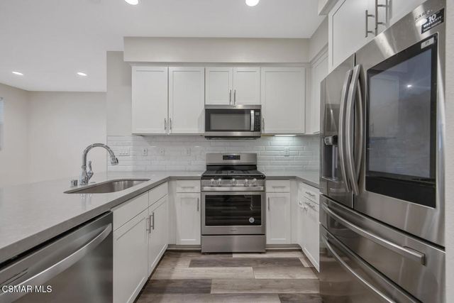 105 Red Brick Drive 2, Simi Valley, CA 93065