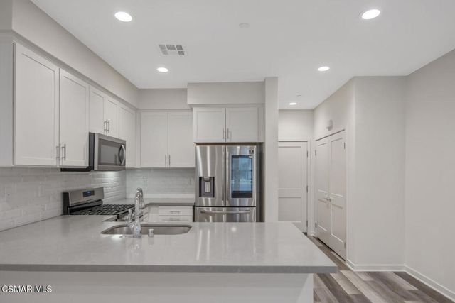 105 Red Brick Drive 2, Simi Valley, CA 93065