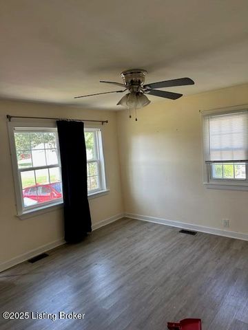 187 Cedar Creek Rd, Shepherdsville, KY 40165