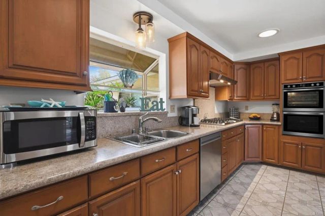 3267 Avenida De Loyola, Oceanside, CA 92056