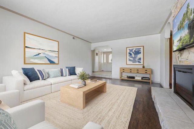 3267 Avenida De Loyola, Oceanside, CA 92056
