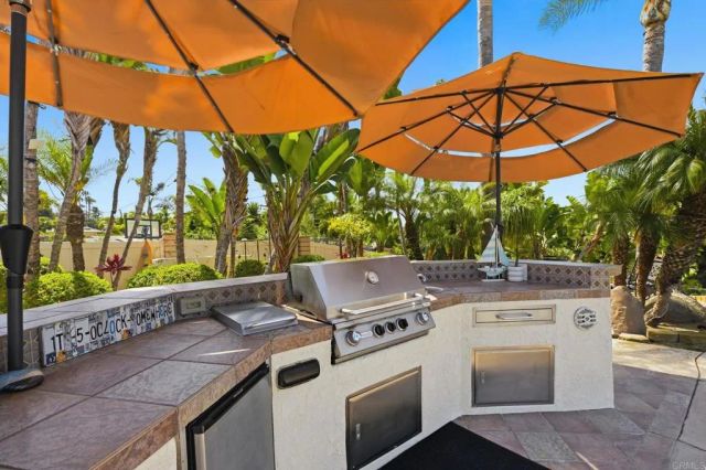 3267 Avenida De Loyola, Oceanside, CA 92056