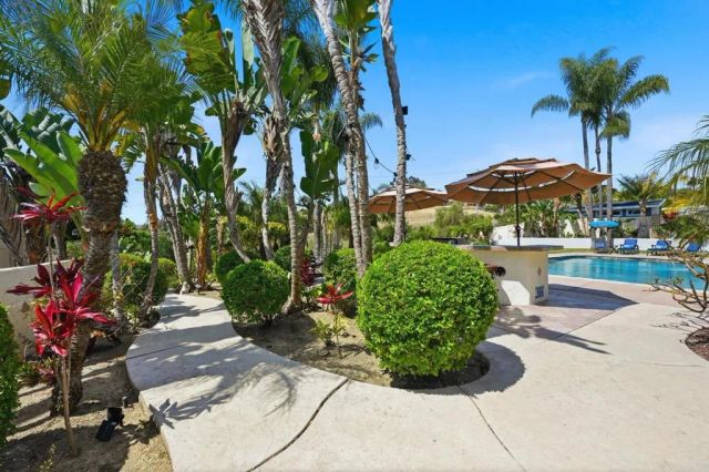 3267 Avenida De Loyola, Oceanside, CA 92056