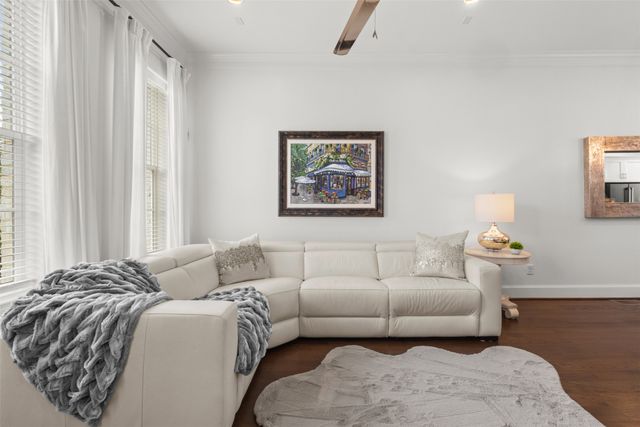 7333 Valley View Lane 807, Dallas, TX 75240