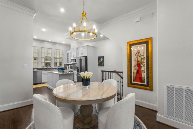 7333 Valley View Lane 807, Dallas, TX 75240