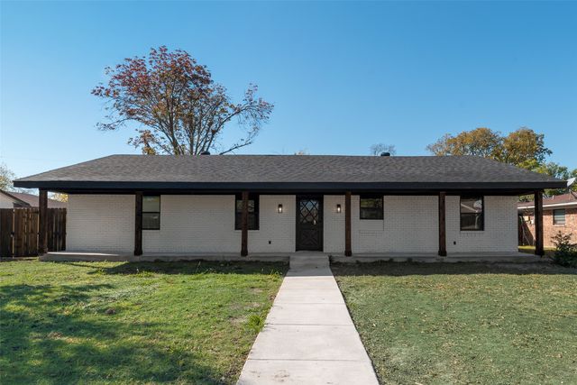 3913 Southridge Drive, Rowlett, TX 75088