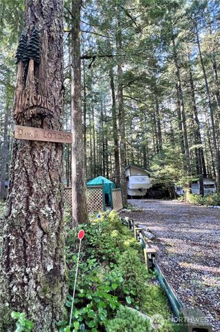 240 Shinn Canyon Drive, Deming, WA 98244