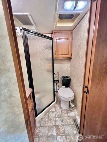 240 Shinn Canyon Drive, Deming, WA 98244