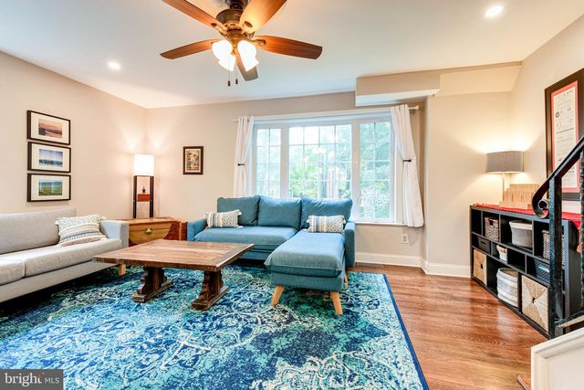 2965 SYCAMORE ST, Alexandria, VA 22305