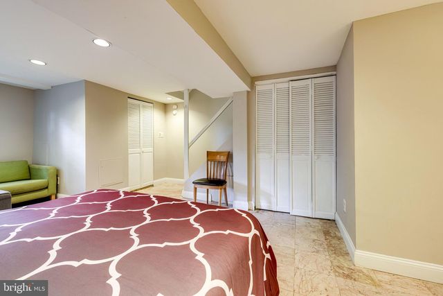2965 SYCAMORE ST, Alexandria, VA 22305