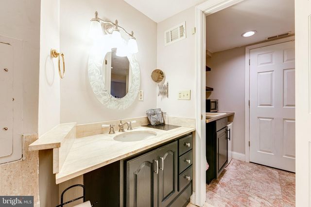 2965 SYCAMORE ST, Alexandria, VA 22305