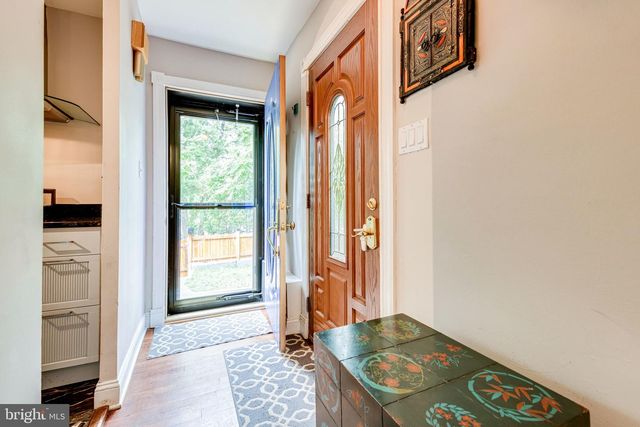 2965 SYCAMORE ST, Alexandria, VA 22305