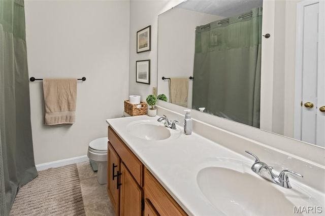 641 High School Street, Collinsville, IL 62234
