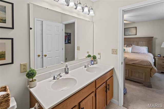 641 High School Street, Collinsville, IL 62234