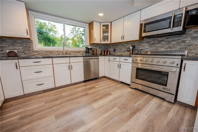 4070 Tennessee Circle, Eden, NY 14057