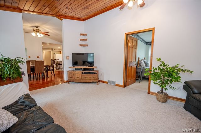 4070 Tennessee Circle, Eden, NY 14057