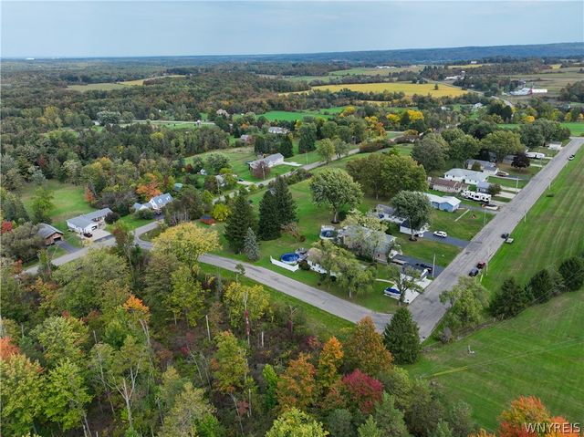 4070 Tennessee Circle, Eden, NY 14057