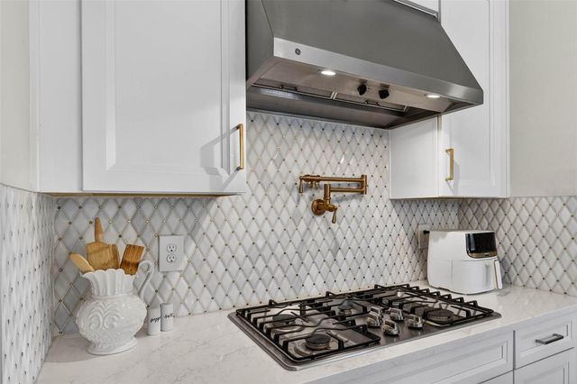 910 ZEEK RIDGE COURT, Clermont, FL 34715