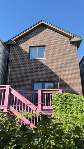 4411 S Wallace Street, Chicago, IL 60609