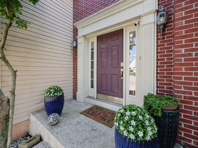 8200 Vadith Court, West Chester, OH 45069