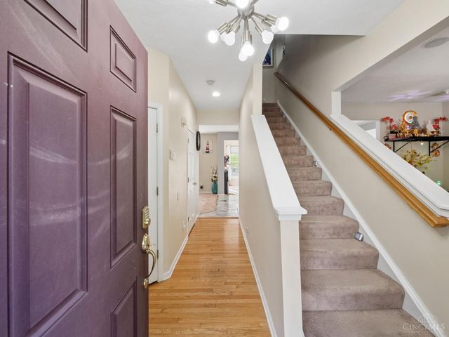 8200 Vadith Court, West Chester, OH 45069