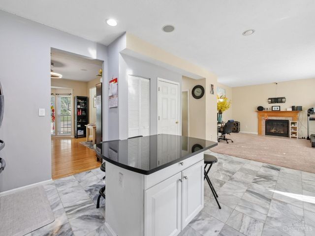 8200 Vadith Court, West Chester, OH 45069