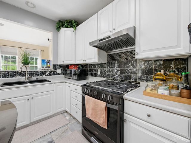 8200 Vadith Court, West Chester, OH 45069