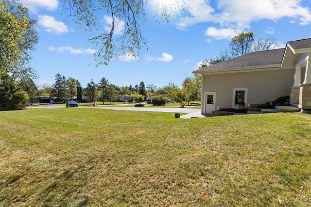 W3832 Orchard Avenue, Green Lake, WI 54941