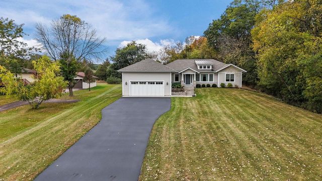 W3832 Orchard Avenue, Green Lake, WI 54941