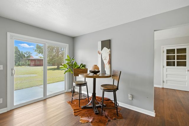 1840 Lockmiller Rd, Estill Springs, TN 37330