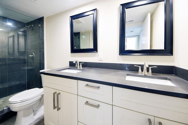 1700 Embassy Dr 402, West Palm Beach, FL 33401