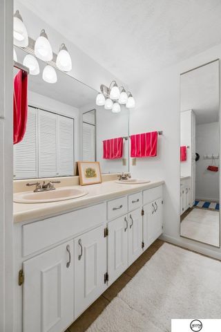 6446 W Shore Drive, Lincoln, NE 68516