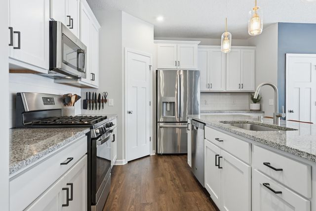 19214 72nd Avenue N, Corcoran, MN 55340