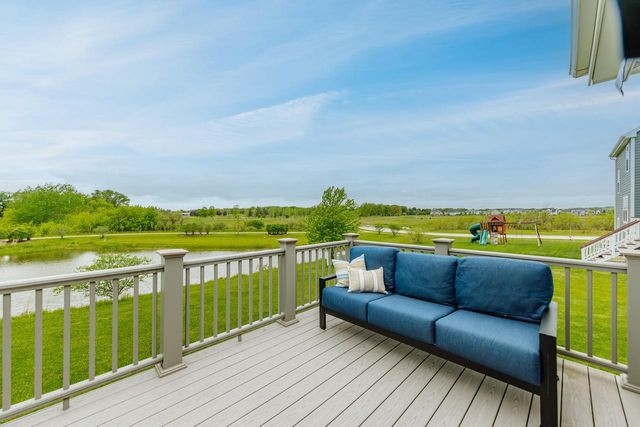 W200N4949 Tamarind WAY, Menomonee Falls, WI 53051