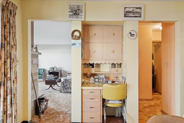 2016 Lake Street, Holland, MI 49424